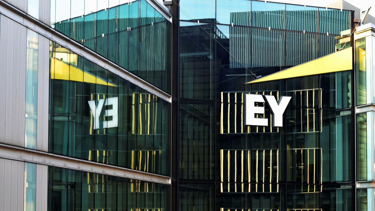 EY se compromete a ser carbono negativo en 2021 y Net Zero para 2025